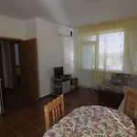 In Lotos Complex Lejlighed Kranevo
