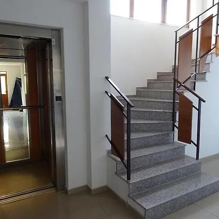 In Lotos Complex Apartment Kranevo